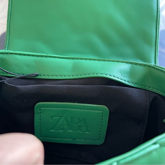 ZARA Green Quilted Shoulder Bag Chain Strap - Picture 4 of 4